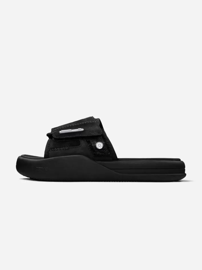 Online C2H4 003 - "Proton" Alpha Slipper Black