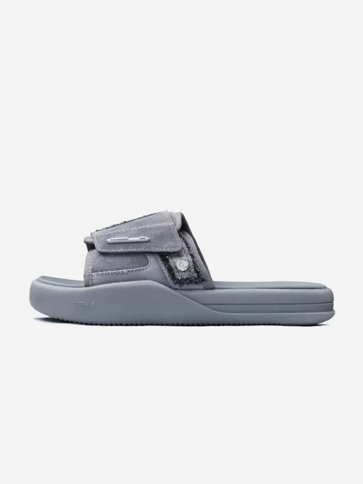 Hot C2H4 003 - "Proton" Alpha Slipper Gray