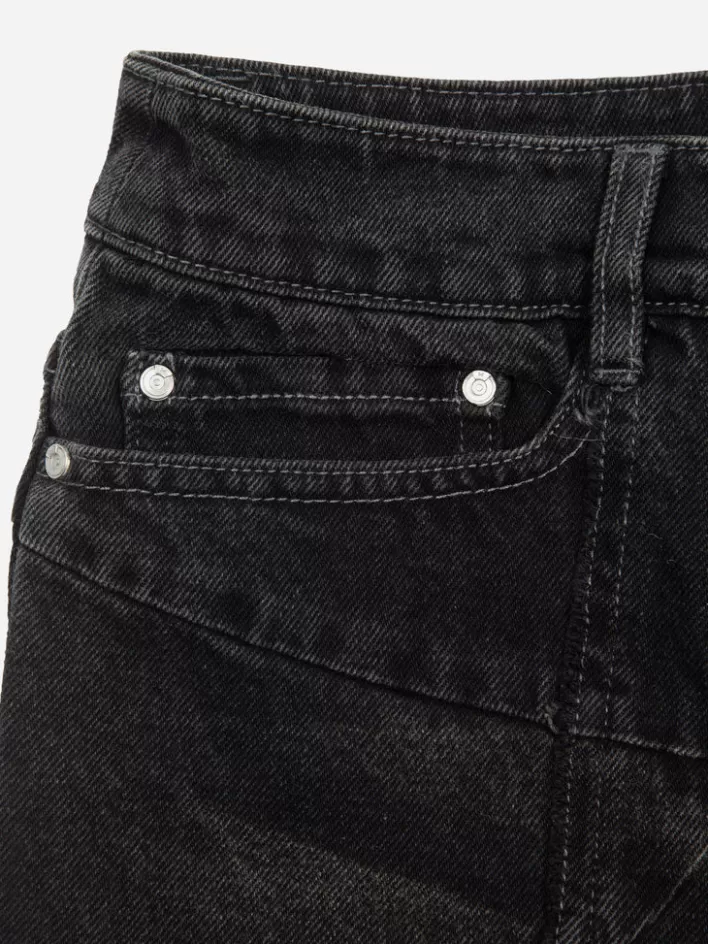 Store C2H4 005 - Stagger Streamline Arch Raw Edge Jeans Faded Black
